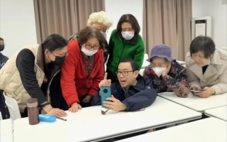 人生感悟怎样剪辑短视频 60多岁老汉，2周时间旧手机自学ai剪辑，成果大家来评评~