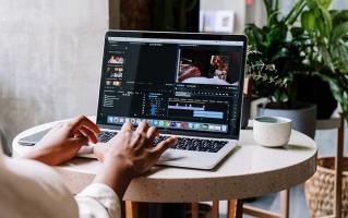 影楼拍摄短视频剪辑 这5个软件在家也能拍出影楼效果的证件照！